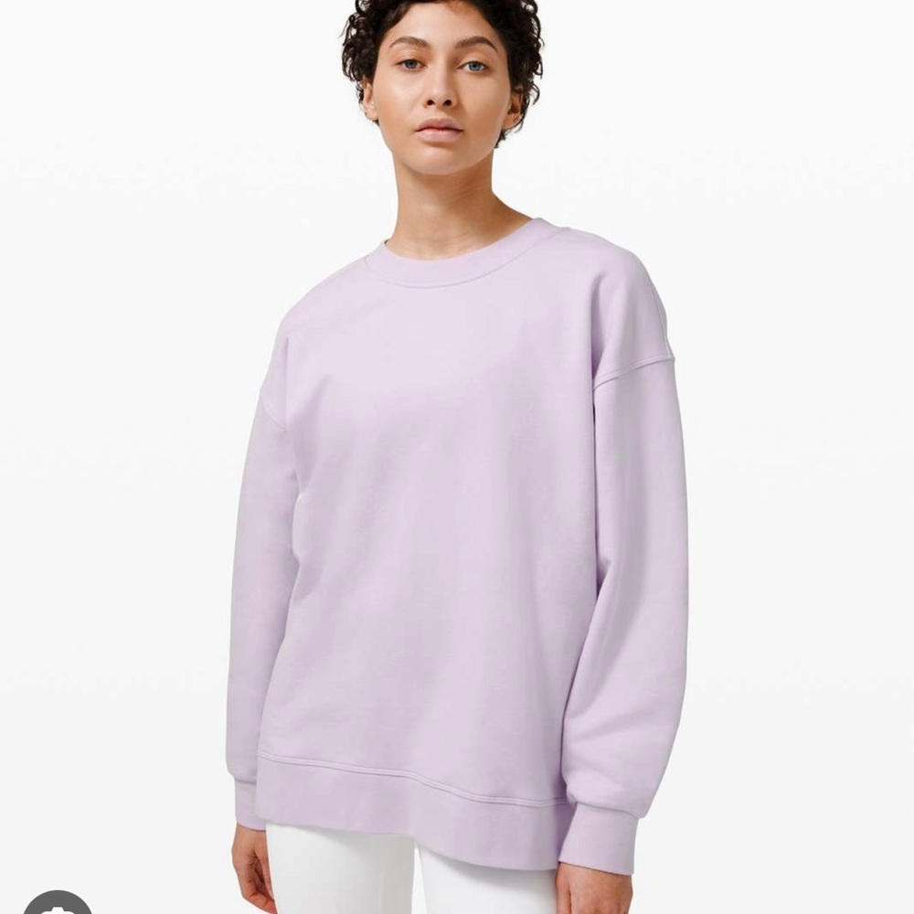 Lululemon Perfectly Oversized Crew-Lavender Dew Size 8 (BLEACH STAIN IN BACK)